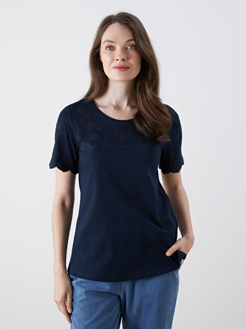 LCW Grace Bisiklet Yaka Nakışlı Bluz - S5P851Z8-E1J