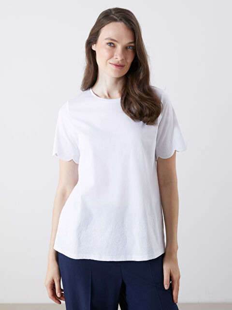 LCW Grace Bisiklet Yaka Dantel Detaylı Kadın Tişört - S5P852Z8-FFB