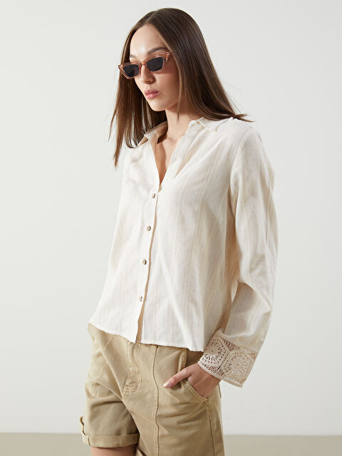 LCW Vision Dantel Detaylı Keten Karışımlı Kadın Gömlek - S5PG90Z8-F0B