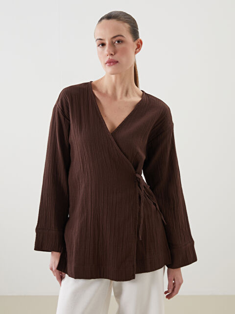 LCWAIKIKI Classic Kruvaze Yaka Dokulu Kadın Kimono - S5PO86Z8-D2N