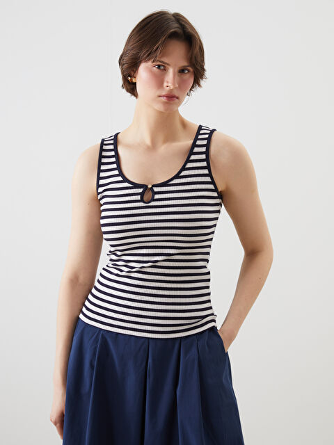 LCWAIKIKI Classic U Yaka Çizgili Kadın Atlet - S5PR32Z8-LGS