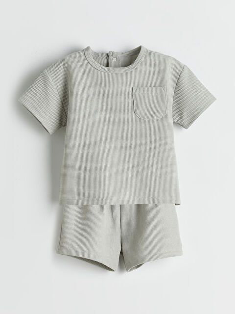 LCW baby Bisiklet Yaka Erkek Bebek Tişört ve Şort 2'li - S5PS29Z1-FWF