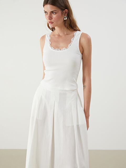 LCW Vision U Yaka Dantel Detaylı Kadın Atlet - S5Q294Z8-R9J