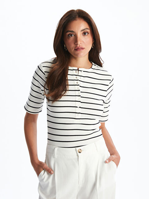 LCWAIKIKI Classic Bisiklet Yaka Çizgili Kadın Tişört - S5Q640Z8-LFC