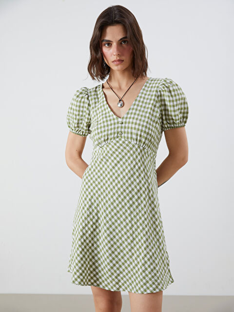 LCW Vision Balon Kollu Ekose Belden Oturtmalı Mini Elbise - S5QC41Z8-LRR