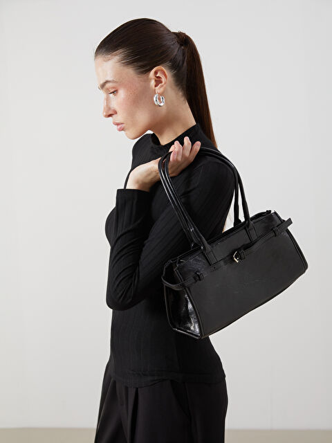 LCW ACCESSORIES Deri Görünümlü Kadın Baget Çanta - S5QD17Z8-RQL