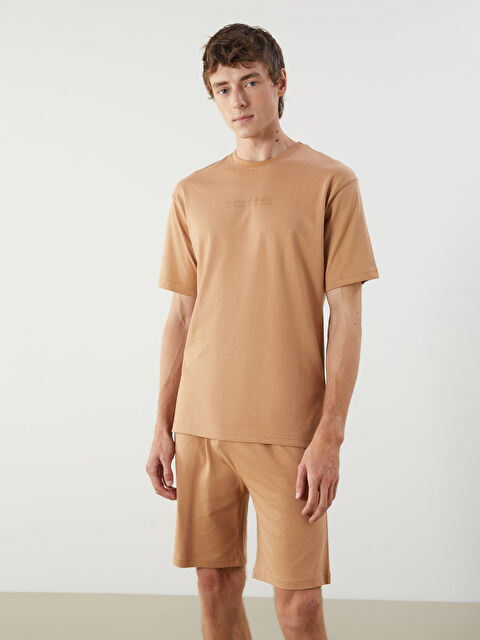 LC WAIKIKI Standart Kalıp Erkek Şortlu Pijama Takımı - S5QL31Z8-QZY