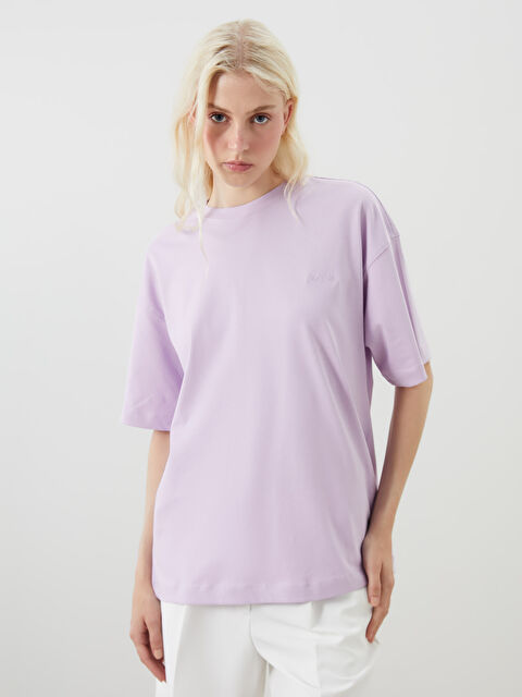 LCW Vision Bisiklet Yaka Nakışlı Oversize Kadın Tişört - S5QS54Z8-G3W