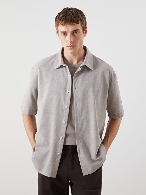 LCW Vision Regular Fit Kısa Kollu Armürlü Erkek Gömlek - S5QT60Z8-ZKW