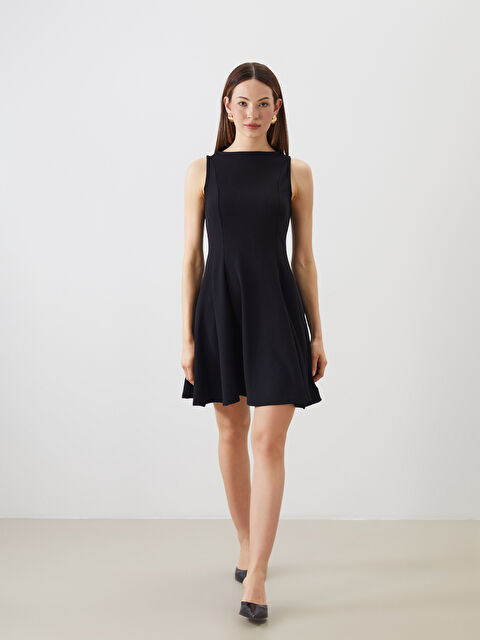 LCWAIKIKI Classic Bisiklet Yaka Peplum Mini Elbise - S5QV10Z8-CVL