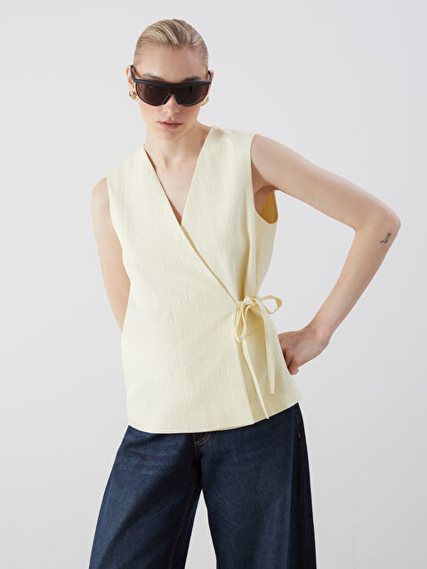 LCW Vision V Yaka Dokulu Kadın Klasik Yelek - S5QY60Z8-ETY