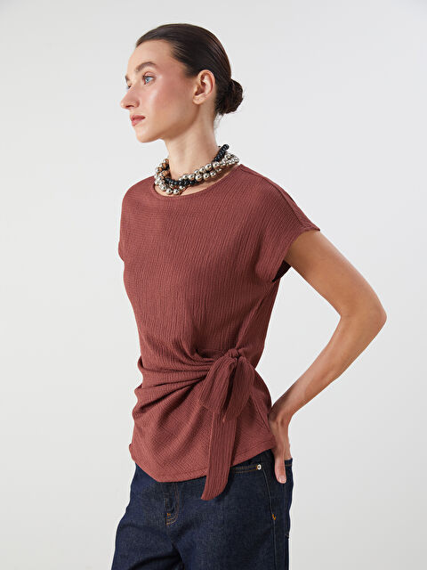 LCWAIKIKI Classic Bisiklet Yaka Dokulu Fiyonklu Bluz - S5QY70Z8-HKB