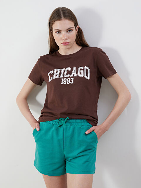 XSIDE Bisiklet Yaka Chicago Baskılı Kadın Tişört - S5R065Z8-ZTU