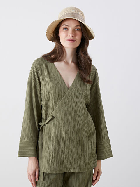 LCW Grace Kruvaze Yaka Dokulu Kadın Kimono - S5R231Z8-GW9