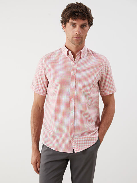 LCWAIKIKI Classic Regular Fit Kısa Kollu Ekose Poplin Erkek Gömlek - S5R347Z8-LLV