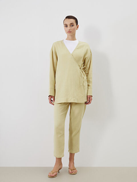 LCWAIKIKI Classic Beli Lastikli Dokulu Kadın Pantolon - S5R782Z8-FMD