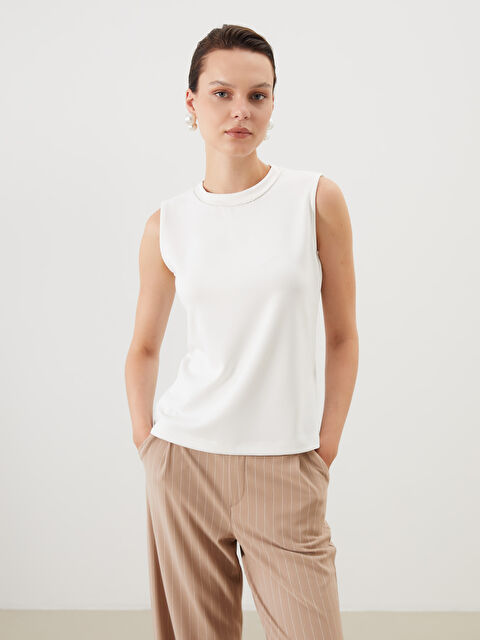 LCW Modest Bisiklet Yaka Boncuk İşlemeli Kadın Atlet - S5RK78Z8-R9J