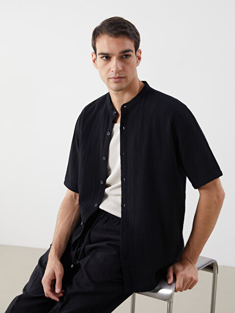 LCW Vision Regular Fit Hakim Yaka Kısa Kollu Müslin Erkek Gömlek - S5RL65Z8-CVL