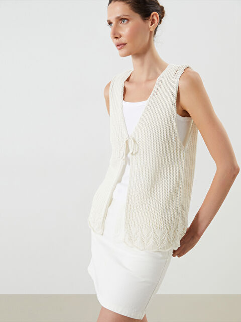 LCWAIKIKI Classic V Yaka Ajurlu Kadın Triko Yelek - S5RL80Z8-R9J