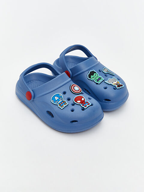 LCW STEPS Avengers Baskılı Erkek Bebek Plaj Sandaleti - S5RO98Z1-GXL