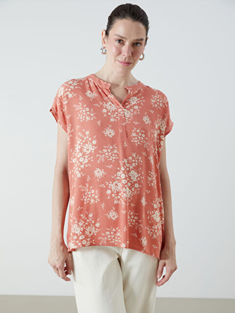 LCW Grace Kaçık Yaka Çiçekli Bluz - S5S288Z8-LR7