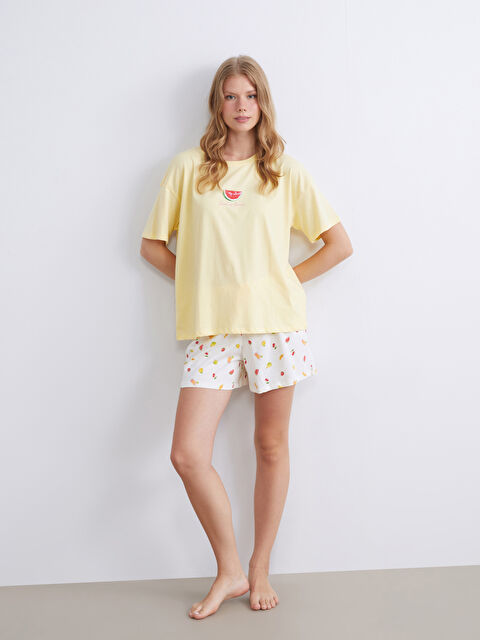 LCW DREAM Bisiklet Yaka Baskılı Kadın Şortlu Pijama Takımı - S5S563Z8-LRA