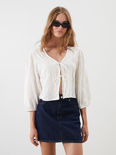 XSIDE V Yaka Nakışlı Bağlamalı Bluz - S5S711Z8-Q6K