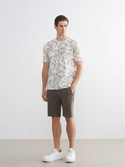 LCWAIKIKI Classic Standart Kalıp Erkek Şort - S5S886Z8-8U4