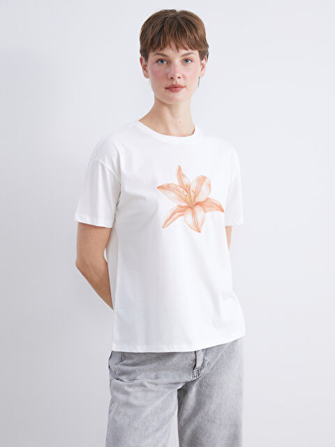 LCW Comfort Bisiklet Yaka Baskılı Kadın Tişört - S5S916Z8-R9J