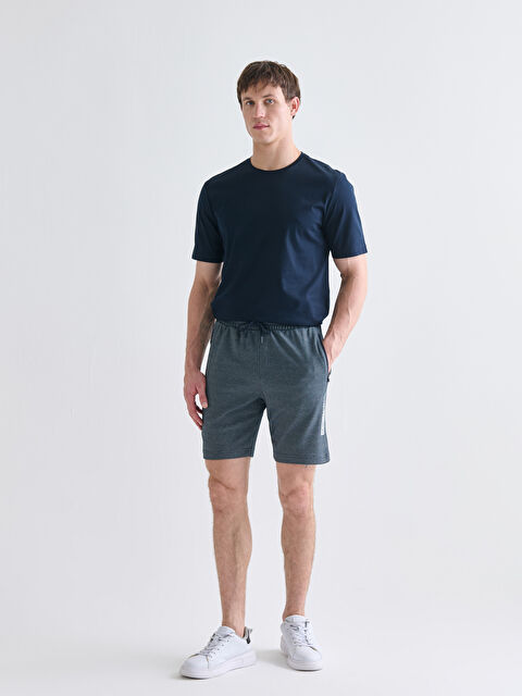 LCWAIKIKI Classic Standart Kalıp Erkek Şort - S5S920Z8-DWP