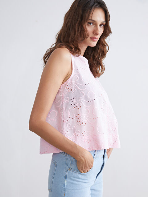 LCW Vision Bisiklet Yaka Ajurlu Brode Bluz - S5SA10Z8-942