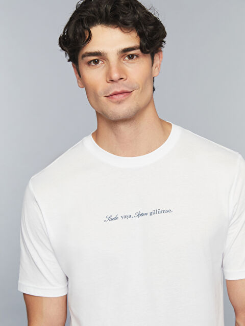 LCWAIKIKI Classic Bisiklet Yaka Slogan Baskılı Penye Erkek Tişört - S5SI24Z8-Q6K