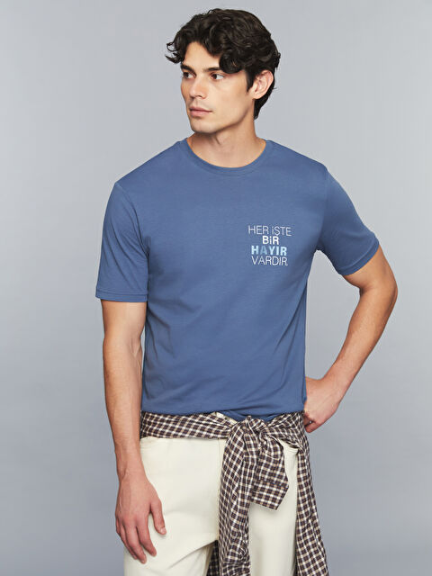 LCWAIKIKI Classic Bisiklet Yaka Slogan Baskılı Penye Erkek Tişört - S5SI28Z8-YZZ