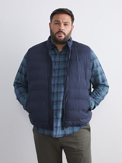 LCW Vision Standart Kalıp Dik Yaka Erkek Şişme Yelek