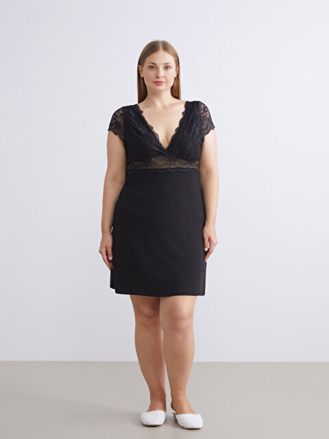 LCW DREAM V Yaka Dantel Detaylı Kadın Fantezi Gecelik - W52241Z8-CVL