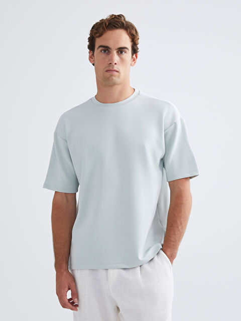 LCW Vision Bisiklet Yaka Erkek Tişört - W54467Z8-ZMH