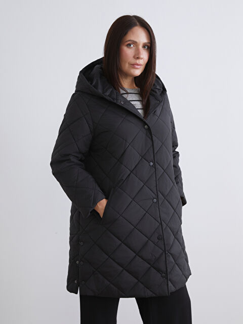 LCW Modest Kapüşonlu Kapitone Kadın Şişme Mont - W59872Z8-RQL