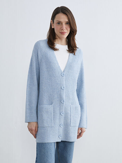 LCWAIKIKI Classic Cardigan Tricotat cu Decolteu în V pentru Femei - W5BF52Z8-CU5