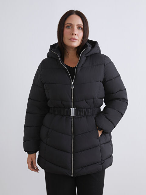 LCWAIKIKI Classic Kapüşonlu Kadın Şişme Mont - W5CH04Z8-CVL