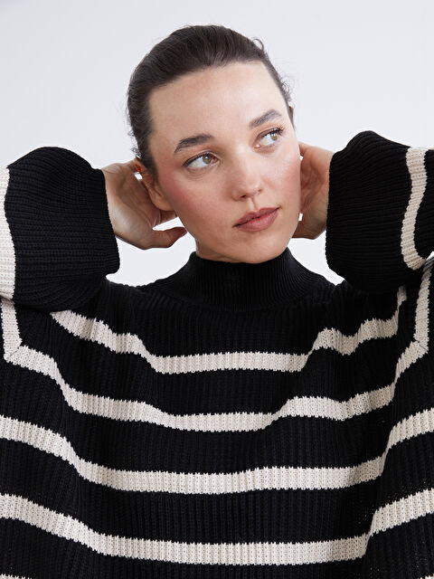 LCW Comfort Funnel Neck Striped Oversize Women's Knitwear Tunic - W5DD34Z8-LEG