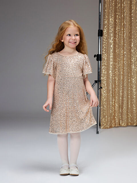 LCW Kids Bisiklet Yaka Pul İşlemeli Kız Çocuk Elbise - W5EF00Z1-SYS