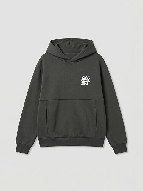 LCW Kids سویتشێرتی قۆڵ درێژی کڵاودار بۆ کوڕان ئه‌ستوور - W5FG81Z4-R4Q