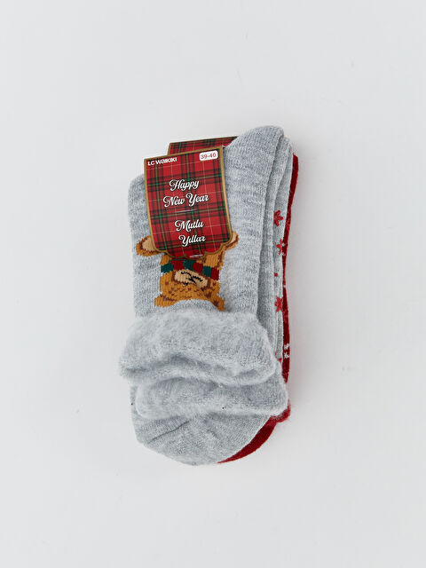 LCW DREAM Yılbaşı Temalı Kaydırmaz Taban Kadın Ev Çorabı 2'li - W5G753Z8-LAL