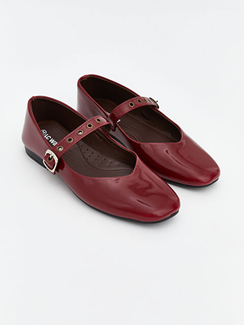 LCW STEPS أحذية باليه مسطحة جلد صناعي لامع للسيدات - W5IU75Z8-CTM