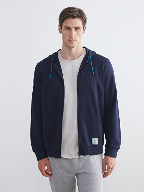 LCW ECO Kapüşonlu Uzun Kollu Erkek Fermuarlı Sweatshirt - W5J631Z8-CRP