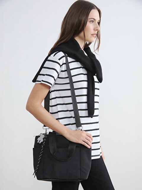 LCW ACCESSORIES Anahtarlık Detaylı Kadın Omuz Çantası - W5J633Z8-RQL