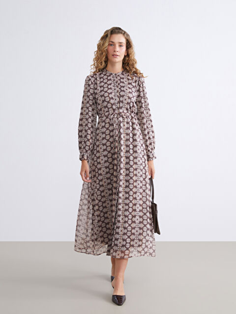 LCW Modest Hakim Yaka Desenli Belden Oturtmalı Şifon Elbise - W5K476Z8-LT4