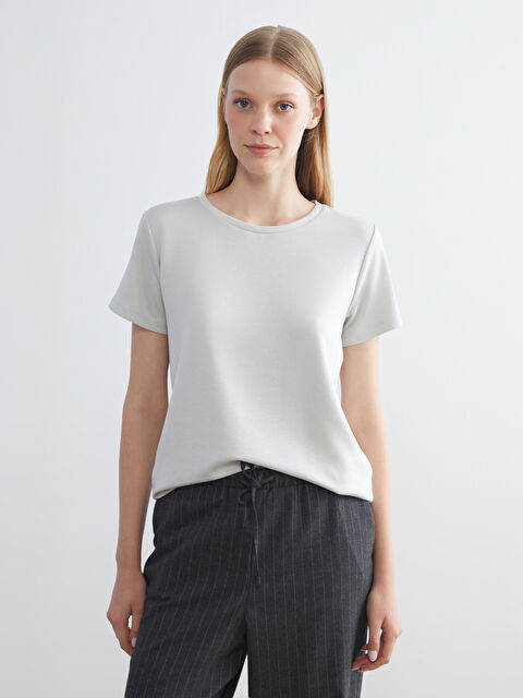 LCWAIKIKI Basic Bisiklet Yaka Kadın Tişört - W5KC32Z8-G7L