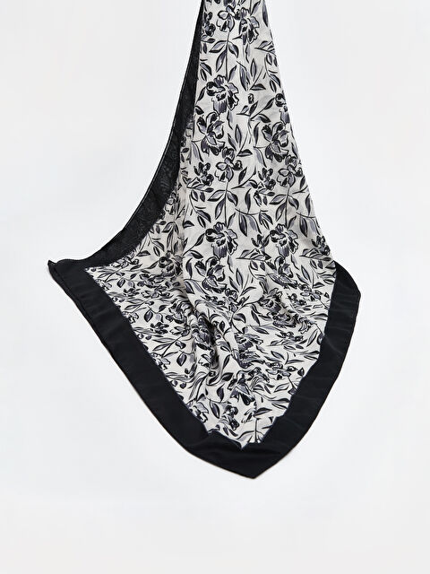 LCW ACCESSORIES Çiçek Desenli Kadın Şal - W5M627Z8-RQL
