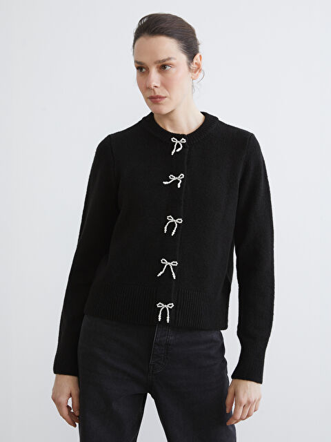 LCWAIKIKI Classic Bisiklet Yaka Fiyonk Düğmeli Kadın Triko Hırka - W5MP46Z8-CVL